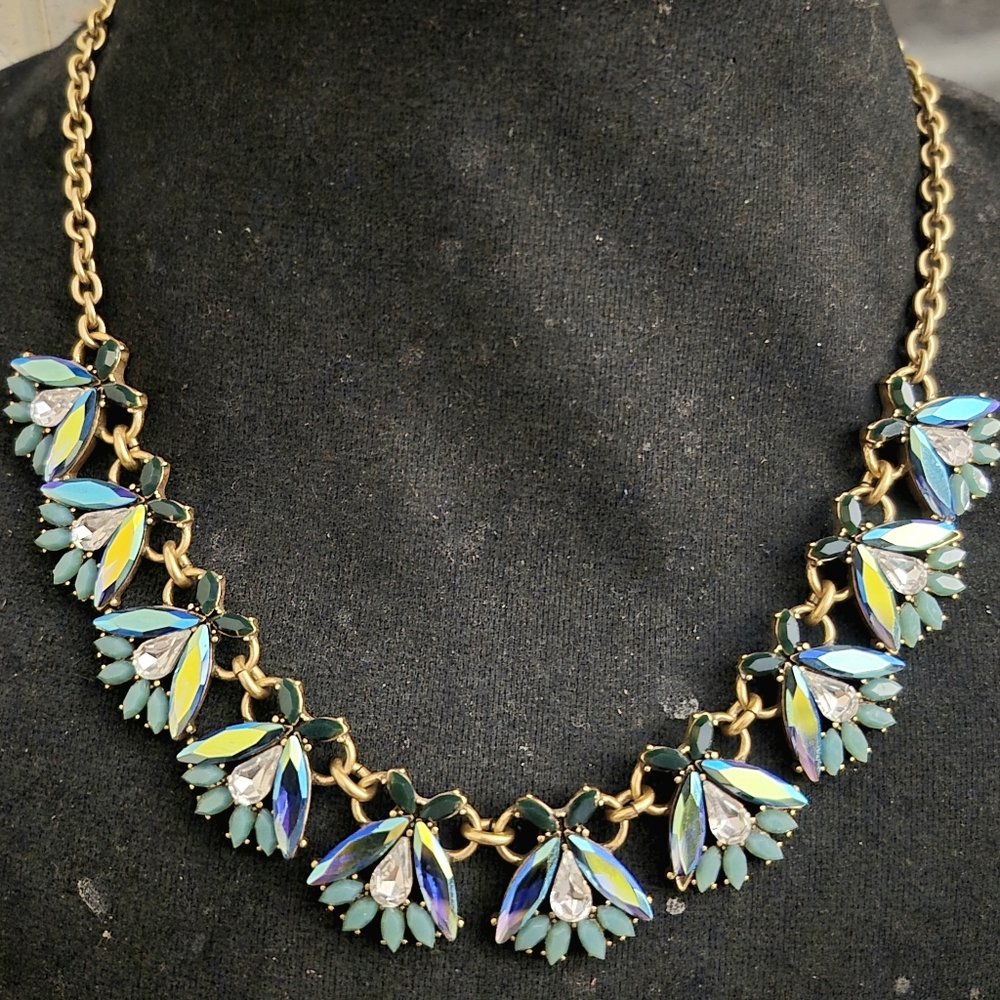 J.CREW designer Marked Necklace. Green Clear & Green AB Rhinestone